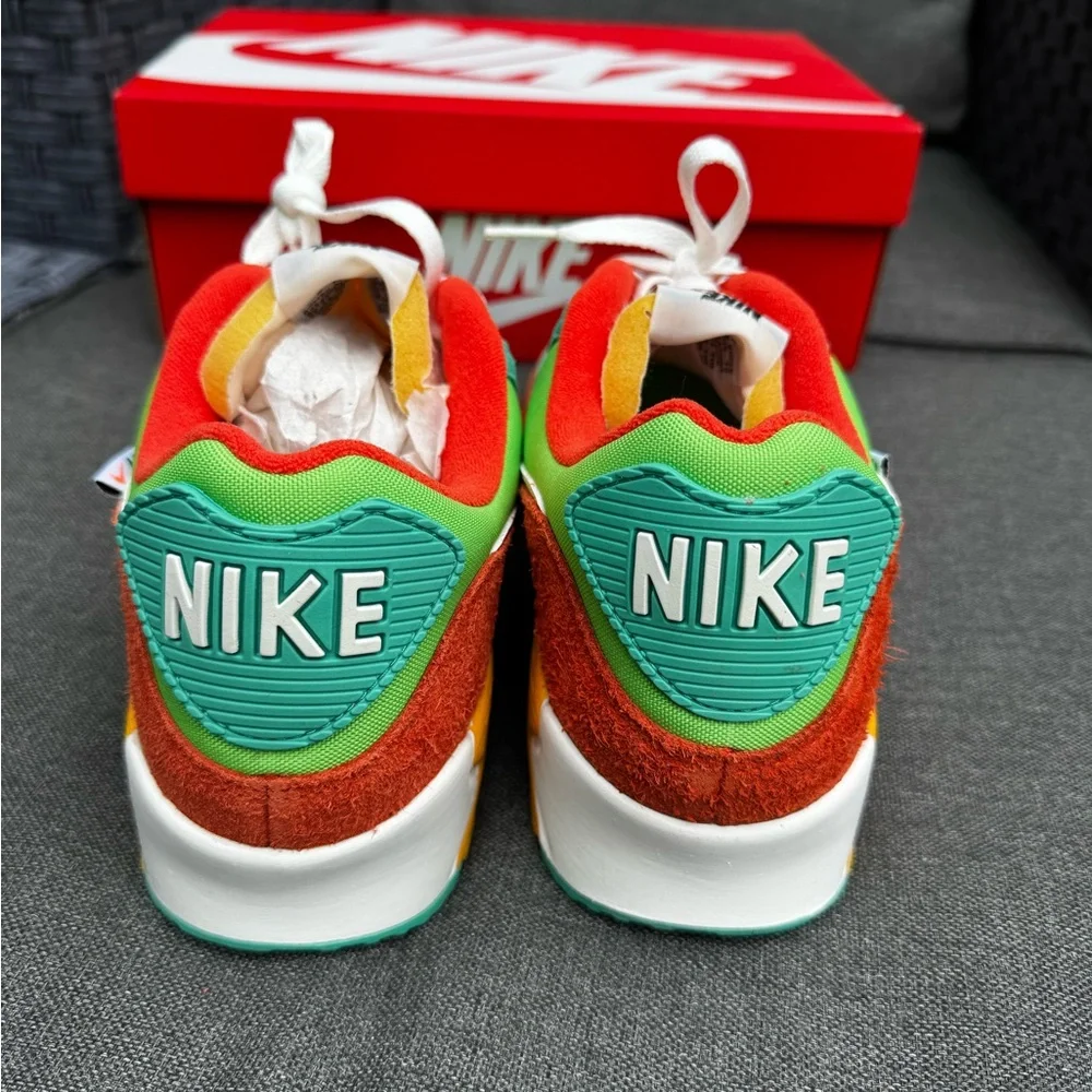 Nike Air Max 90 SE - Picture 4 of 7